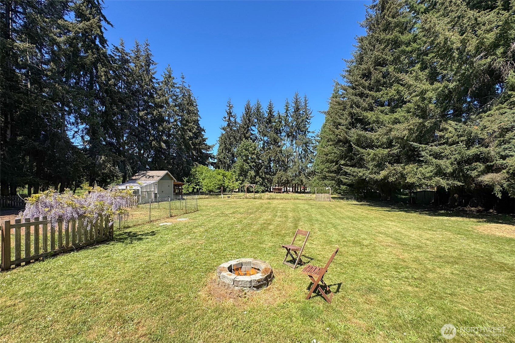 221 Mccomb Lane Sequim WA 98382