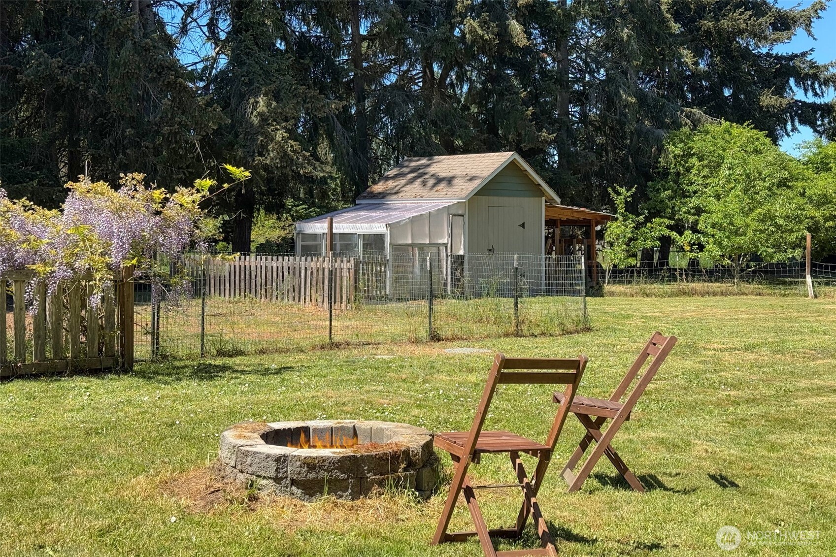 221 Mccomb Lane Sequim WA 98382