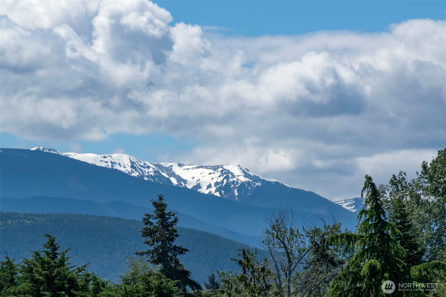 221 Mccomb Lane Sequim WA 98382