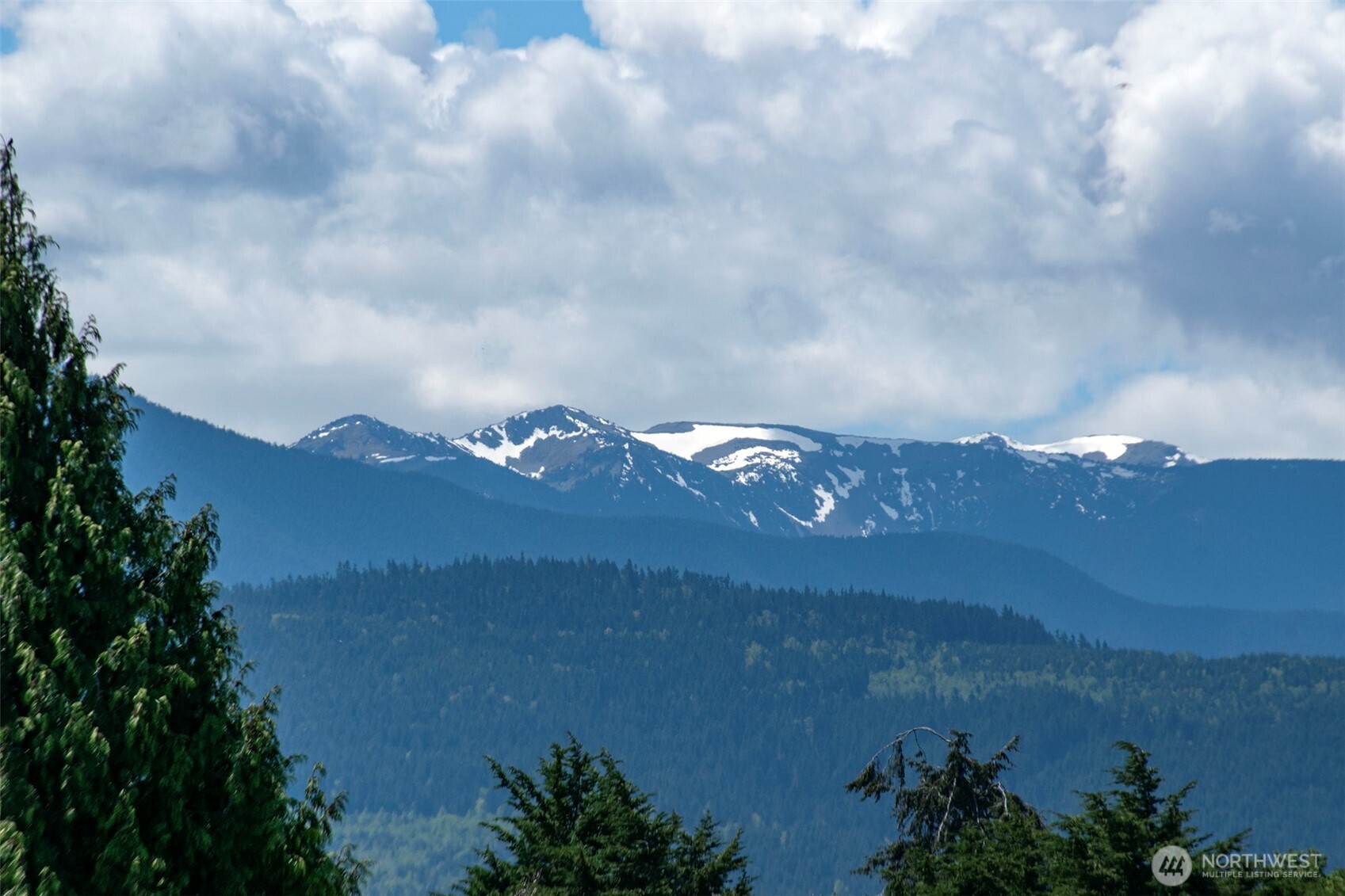 221 Mccomb Lane Sequim WA 98382