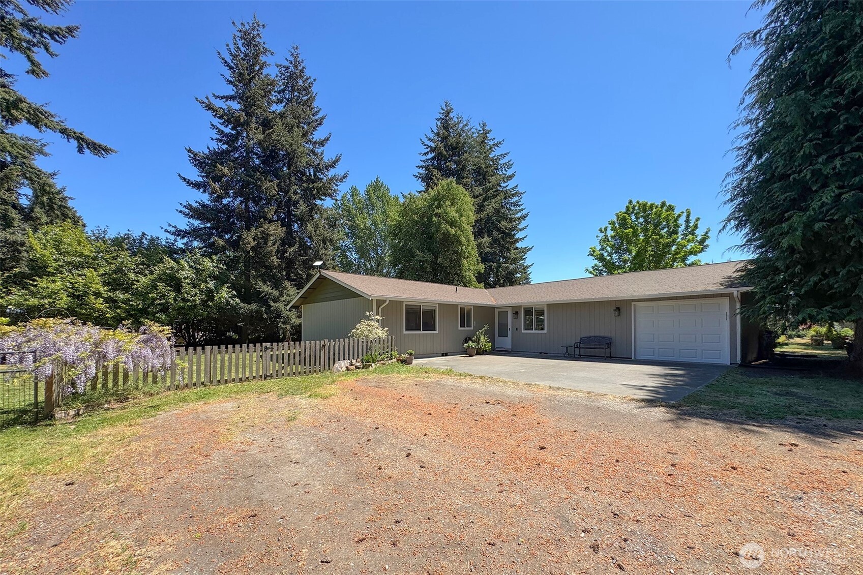 221 Mccomb Lane Sequim WA 98382