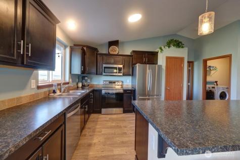 27000 Sandridge Road Ocean Park WA 98640