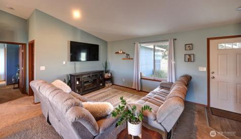 27000 Sandridge Road Ocean Park WA 98640