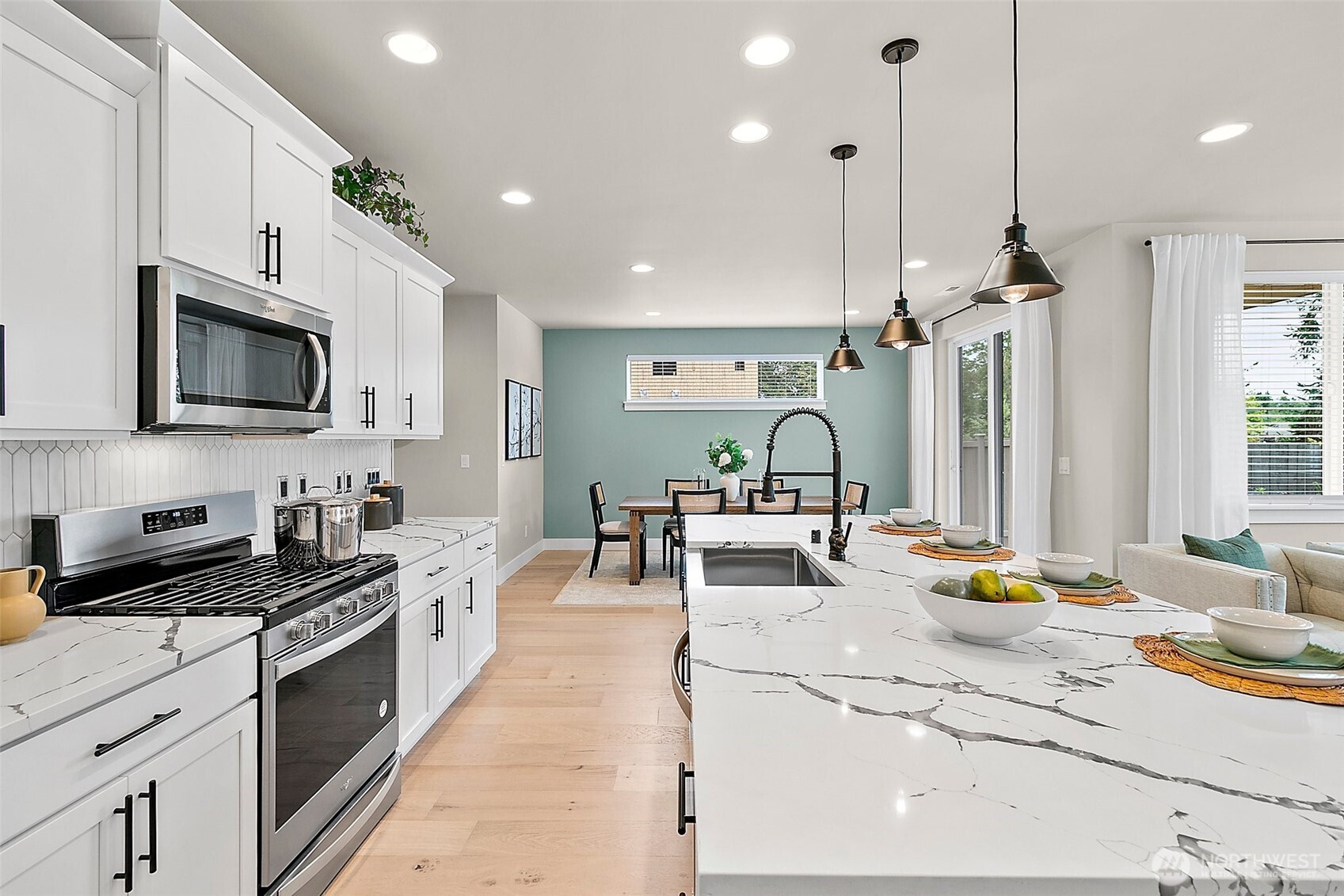 15702 SE 257th Place Covington WA 98042