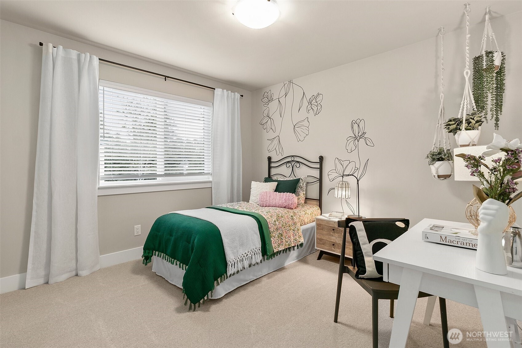 15702 SE 257th Place Covington WA 98042