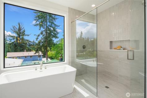 16653 SE 7th Street Bellevue WA 98008