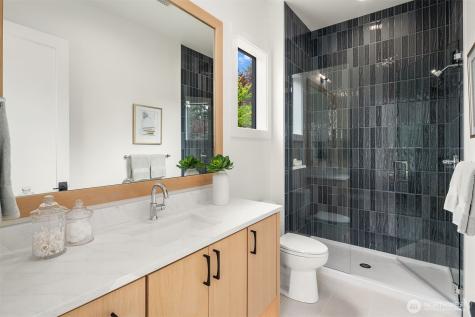 16653 SE 7th Street Bellevue WA 98008
