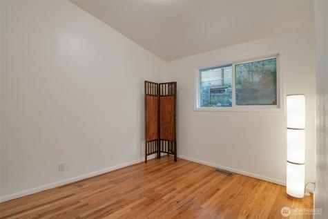 15269 Densmore Avenue N Shoreline WA 98133