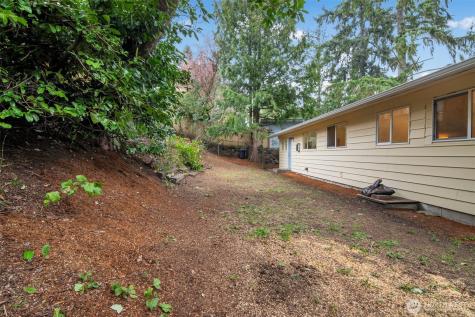 15269 Densmore Avenue N Shoreline WA 98133