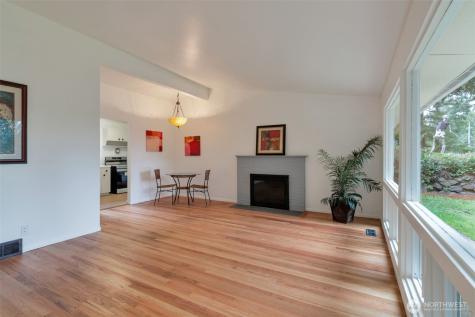 15269 Densmore Avenue N Shoreline WA 98133
