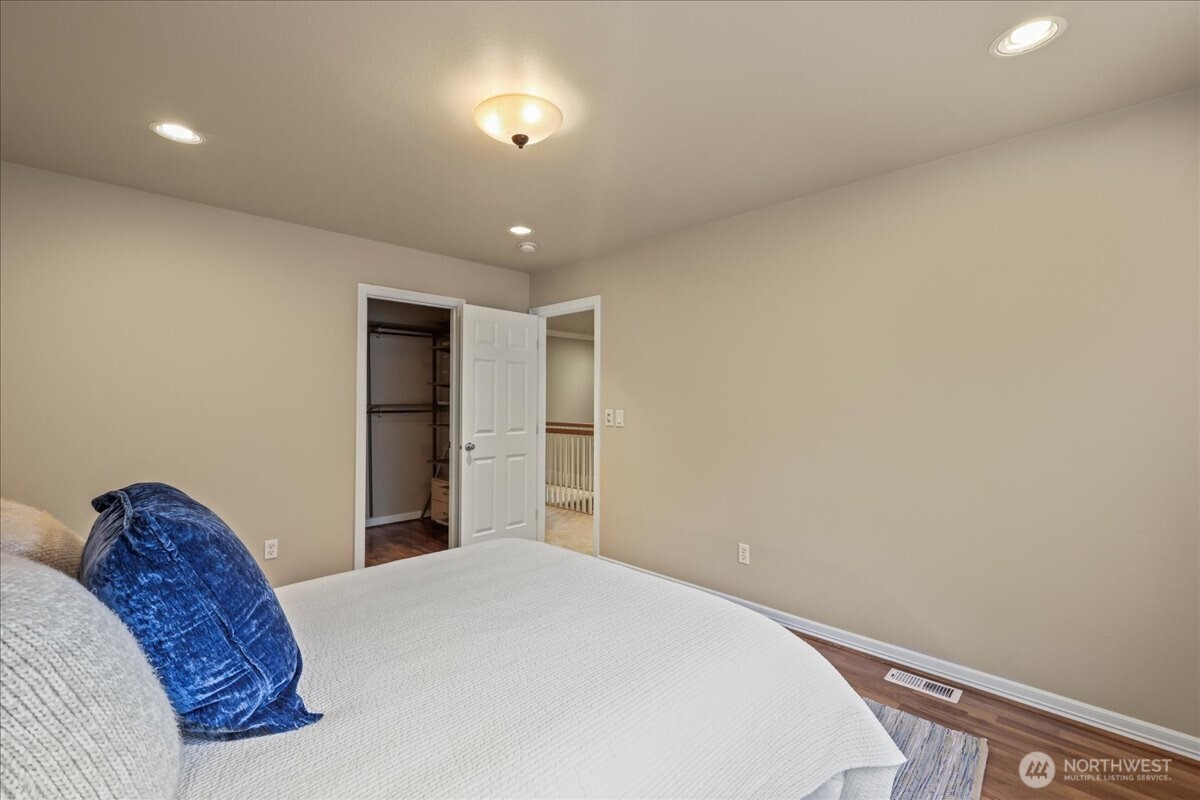 11526 160th Court NE Redmond WA 98052