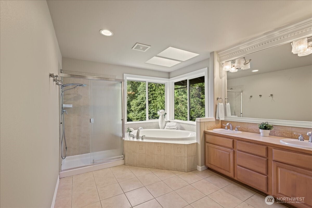 11526 160th Court NE Redmond WA 98052