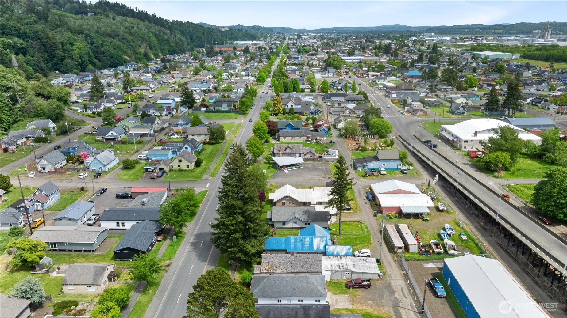 2006 Sumner Avenue Hoquiam WA 98550