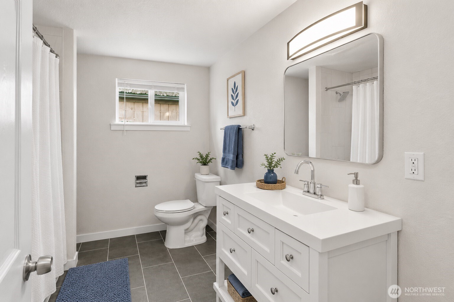 2006 Sumner Avenue Hoquiam WA 98550