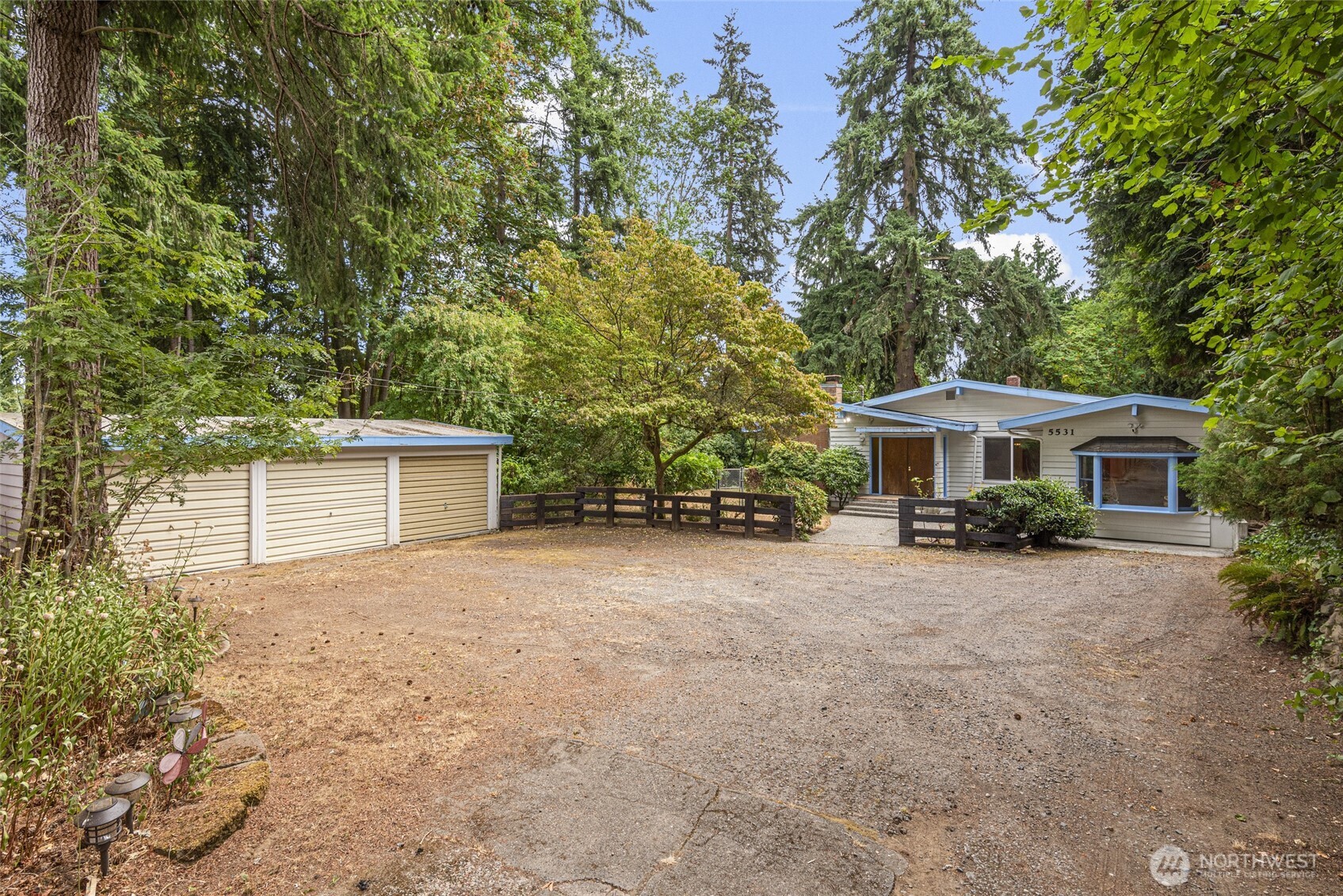 5531 NE 193rd Street Kenmore WA 98028