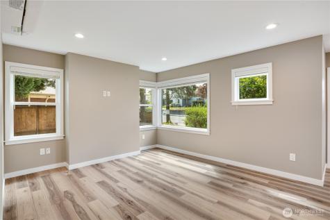 7611 27th Street W Tacoma WA 98466