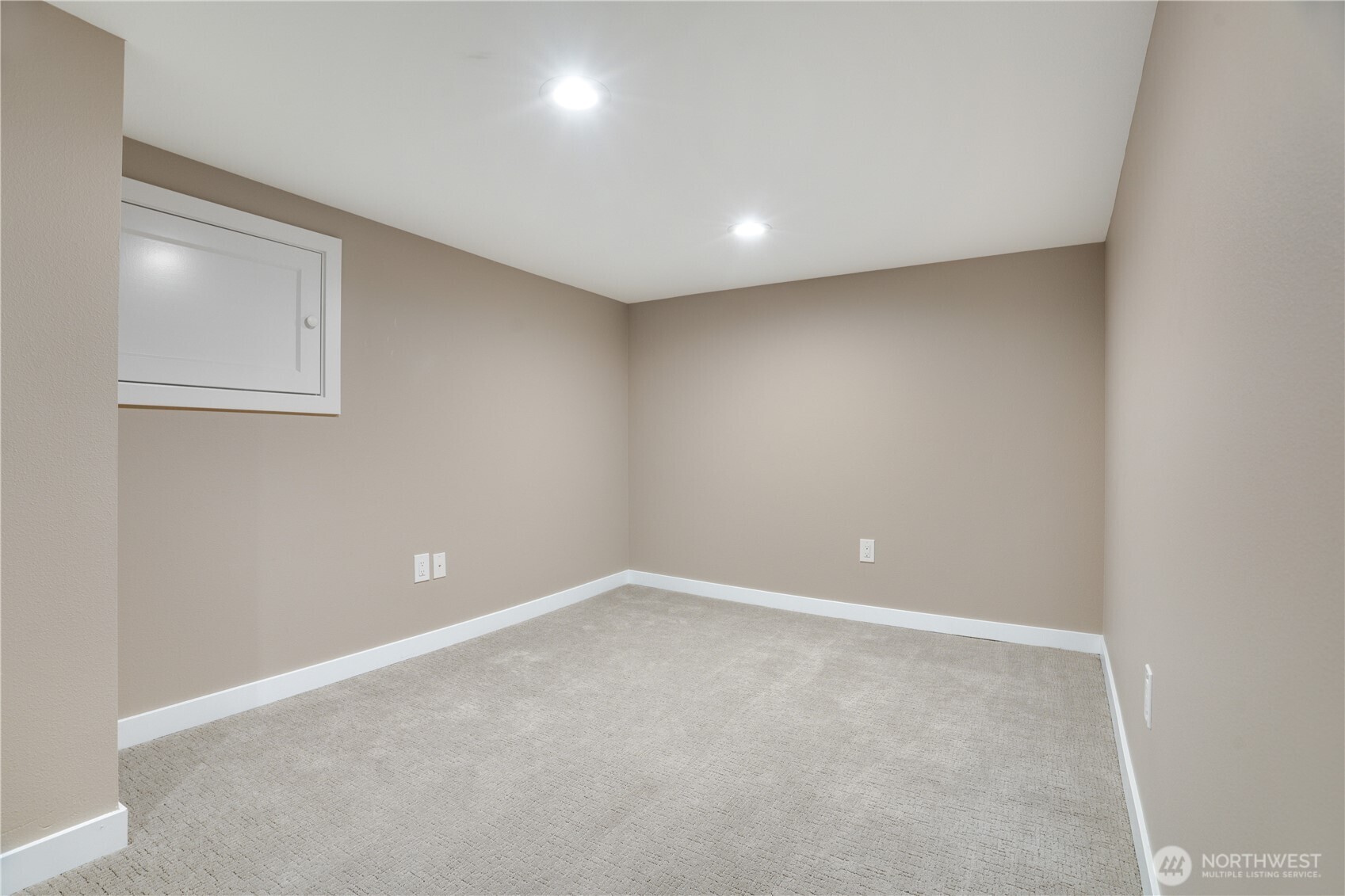 7611 27th Street W Tacoma WA 98466