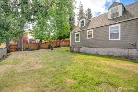 7611 27th Street W Tacoma WA 98466