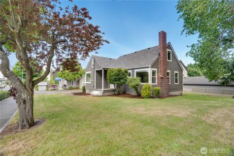 7611 27th Street W Tacoma WA 98466