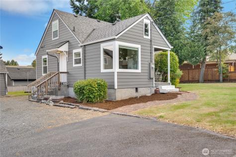 7611 27th Street W Tacoma WA 98466