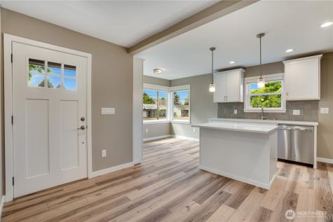 7611 27th Street W Tacoma WA 98466