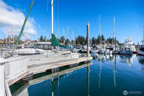 141 Parfitt Way SW Bainbridge Island WA 98110