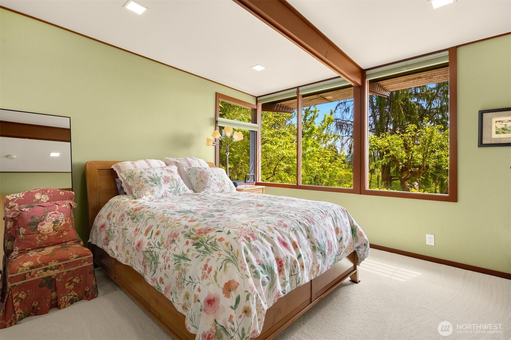 1360 SW 175th Street Normandy Park WA 98166