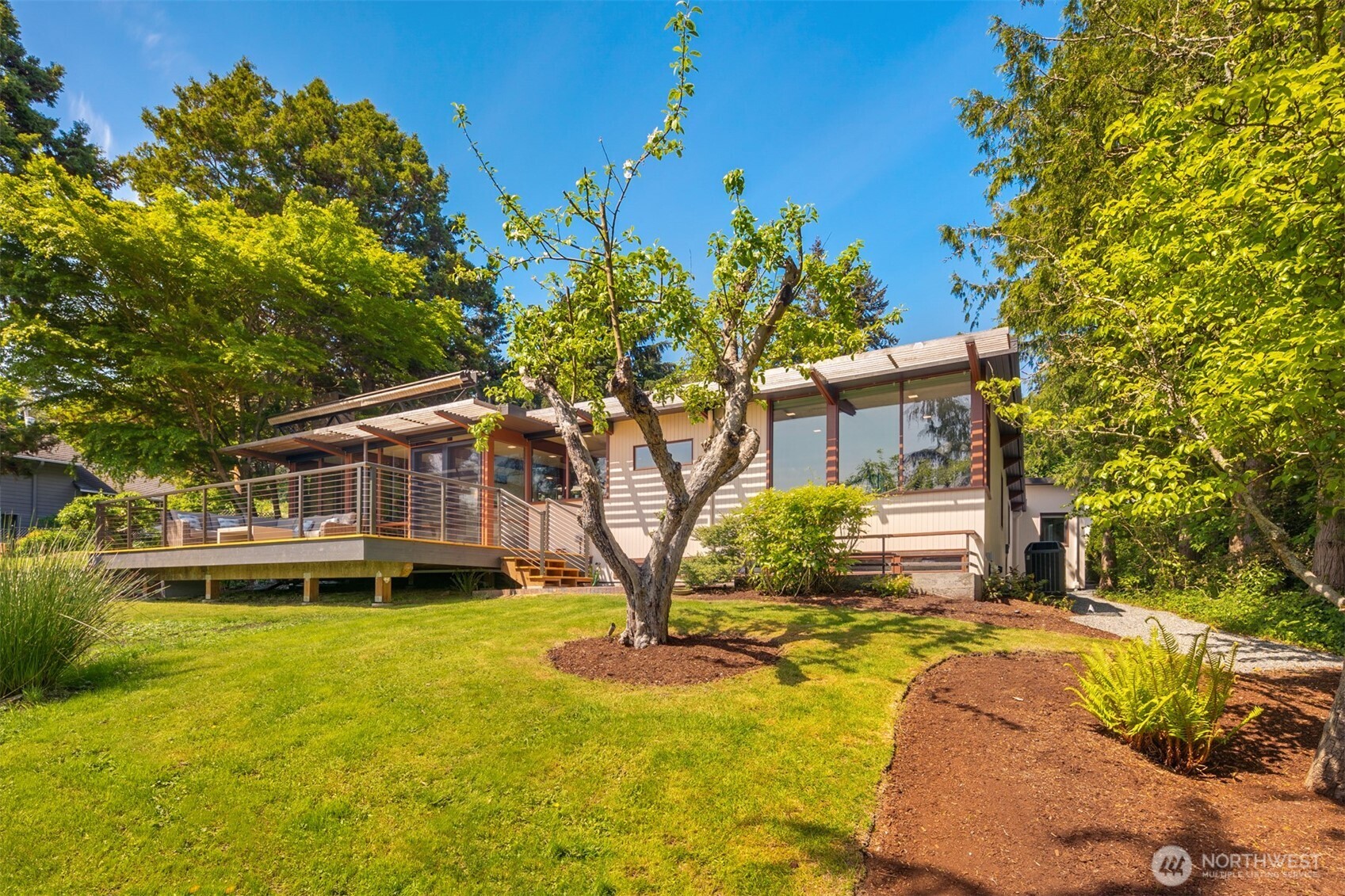 1360 SW 175th Street Normandy Park WA 98166