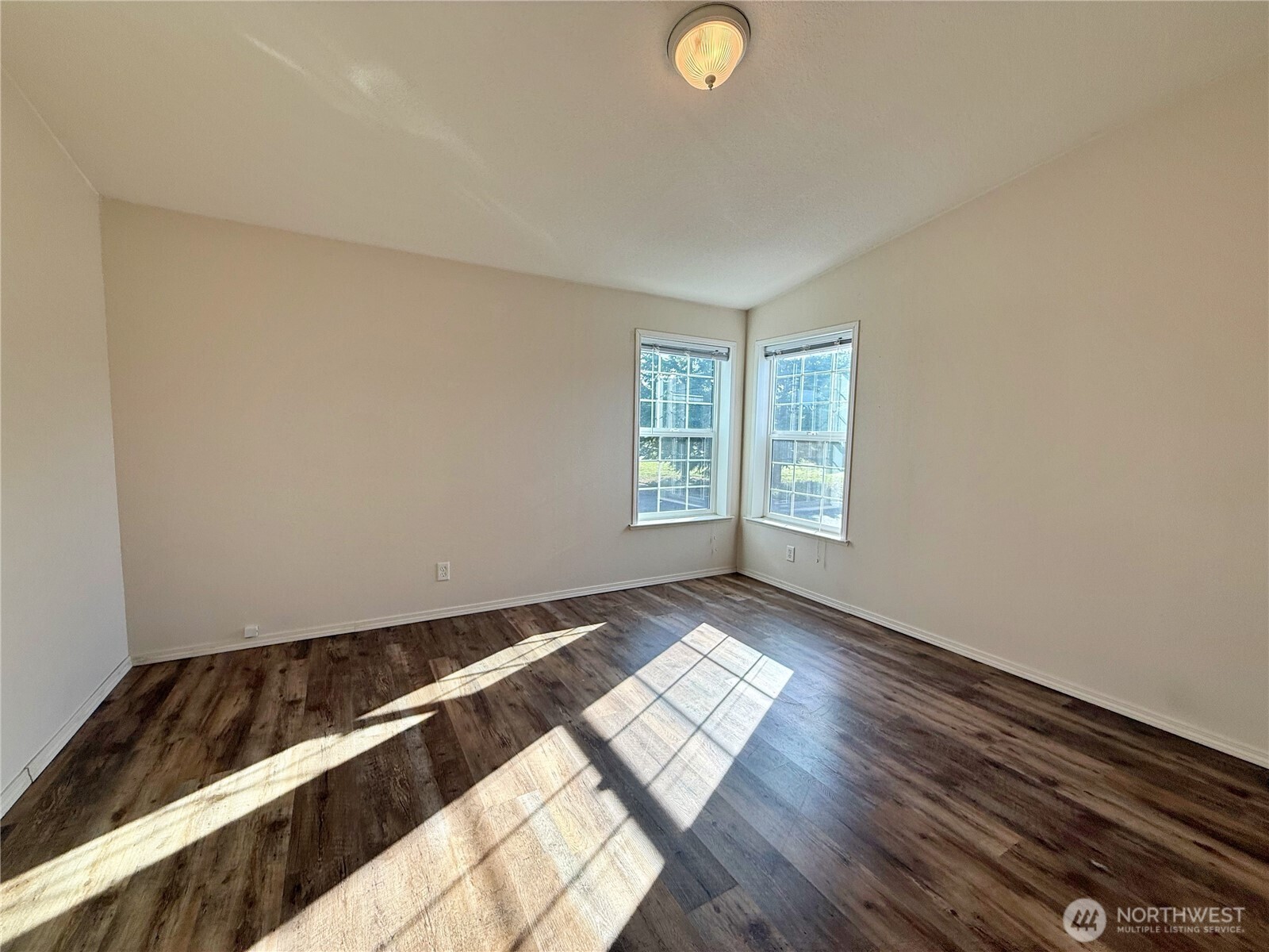 104 Maulwee Drive Silver Creek WA 98585
