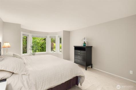 24109 SE 44th Court Sammamish WA 98029