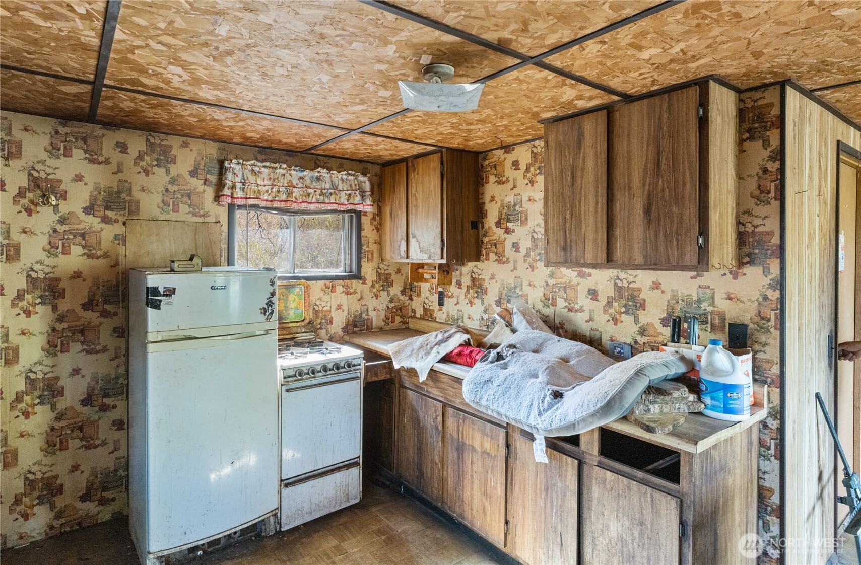 653 Ellemeham Mtn. Road Oroville WA 98844