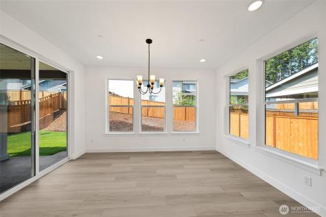 13920 181st Street E Puyallup WA 98374