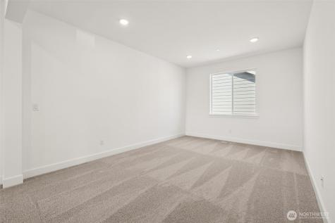 13920 181st Street E Puyallup WA 98374