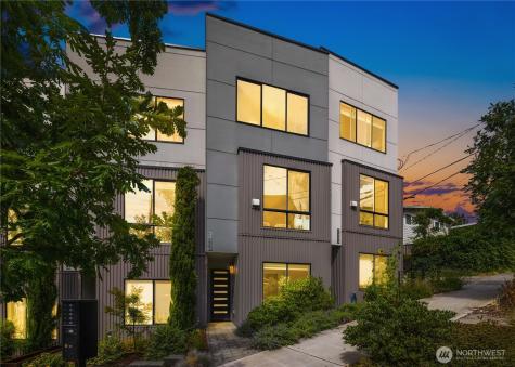 7439 Latona Avenue NE Seattle WA 98115