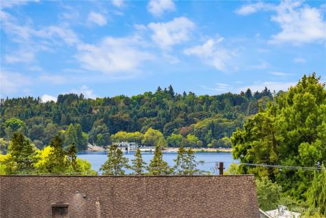7439 Latona Avenue NE Seattle WA 98115