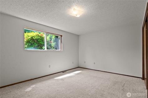 1637 105th Street S Tacoma WA 98444