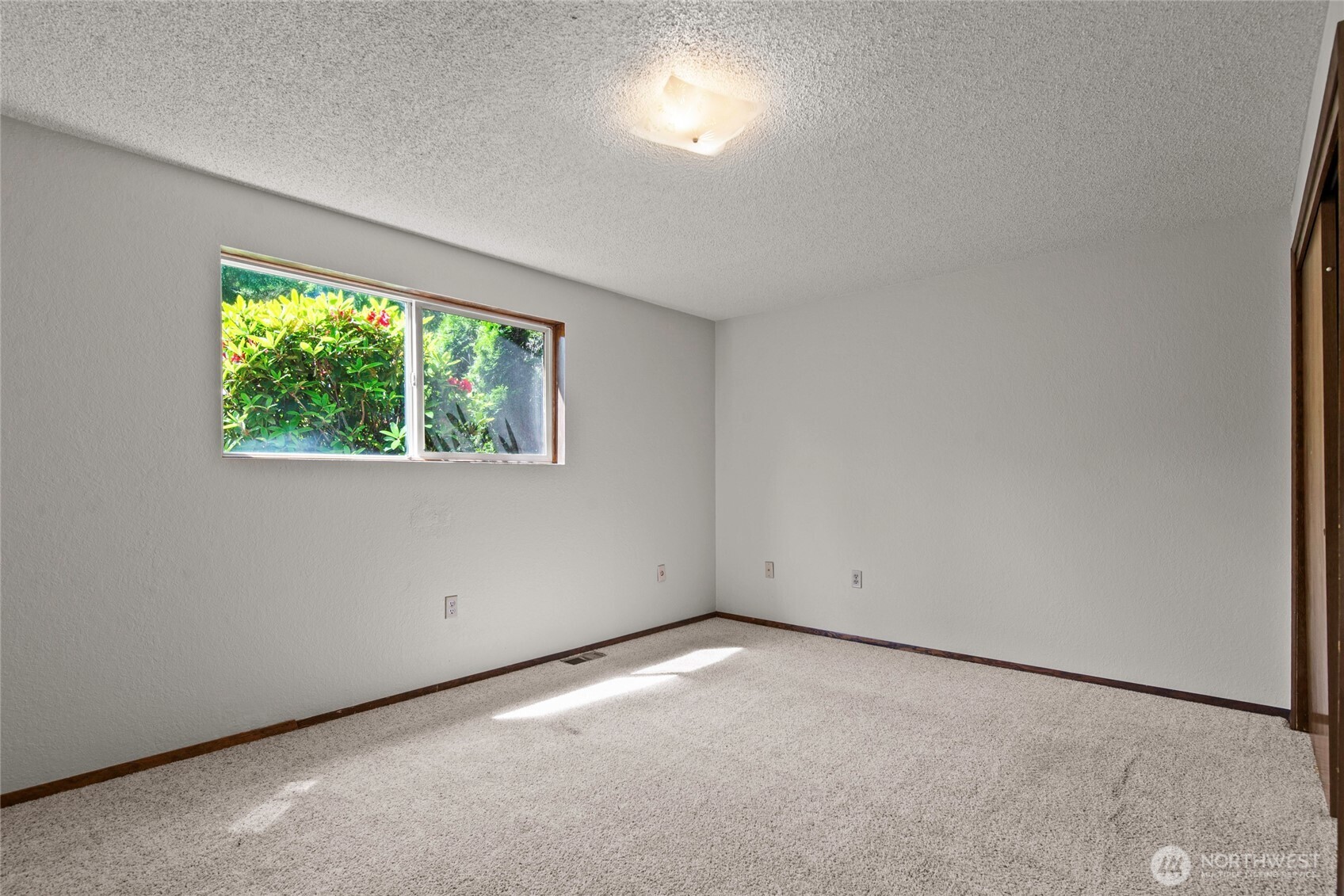 1637 105th Street S Tacoma WA 98444