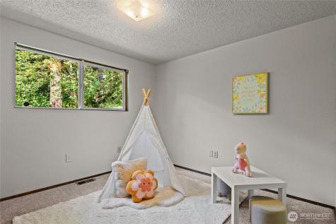1637 105th Street S Tacoma WA 98444