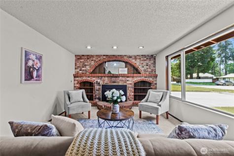 1637 105th Street S Tacoma WA 98444