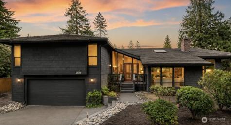 2518 Sahalee Drive East Sammamish WA 98074