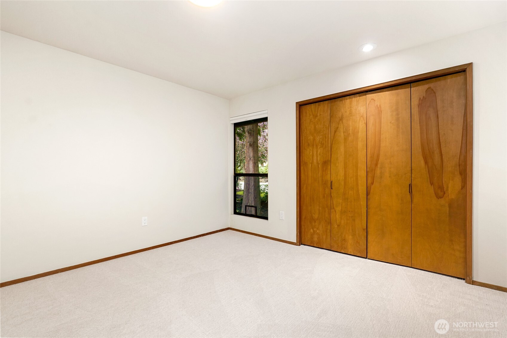 2518 Sahalee Drive East Sammamish WA 98074