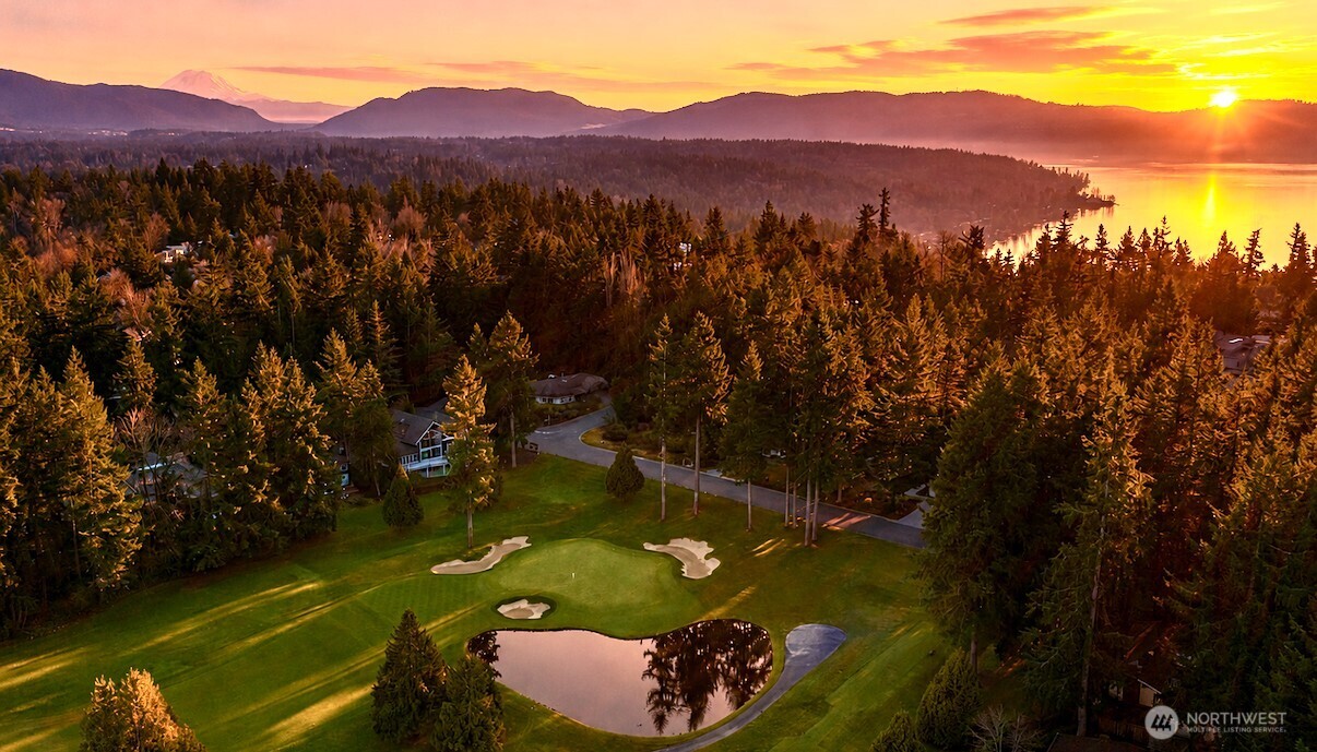 2518 Sahalee Drive East Sammamish WA 98074