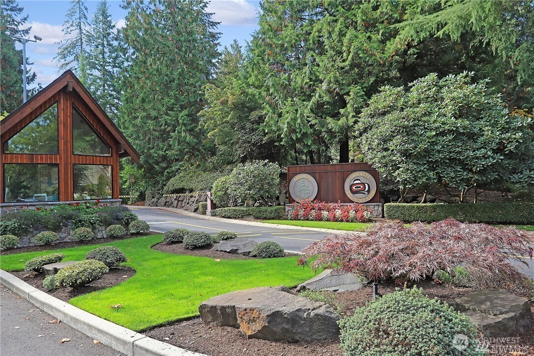 2518 Sahalee Drive East Sammamish WA 98074