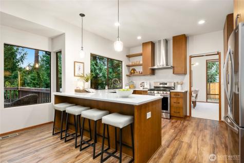 2518 Sahalee Drive East Sammamish WA 98074