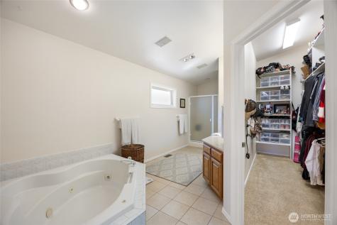 927 Easy Street NE Moses Lake WA 98837