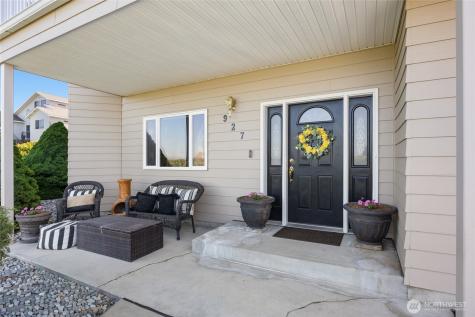 927 Easy Street NE Moses Lake WA 98837