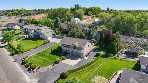 927 Easy Street NE Moses Lake WA 98837