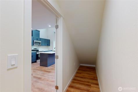 1235 Sunset Beach Lane Westport WA 98595