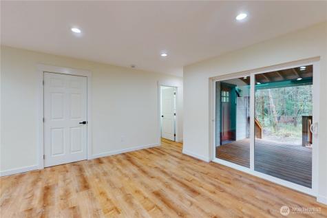 1235 Sunset Beach Lane Westport WA 98595