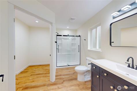 1235 Sunset Beach Lane Westport WA 98595